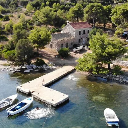 House Antica * Λάστοβο