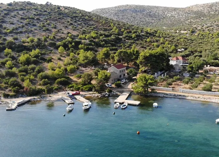 House Antica بيت للعطل *