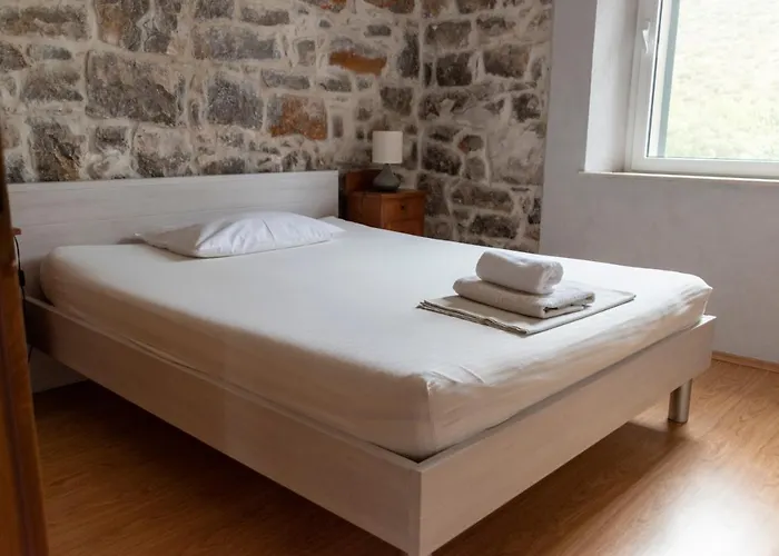 بيت للعطل House Antica Lastovo