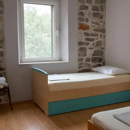 Feriehus House Antica