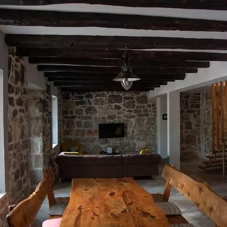 Feriehus House Antica